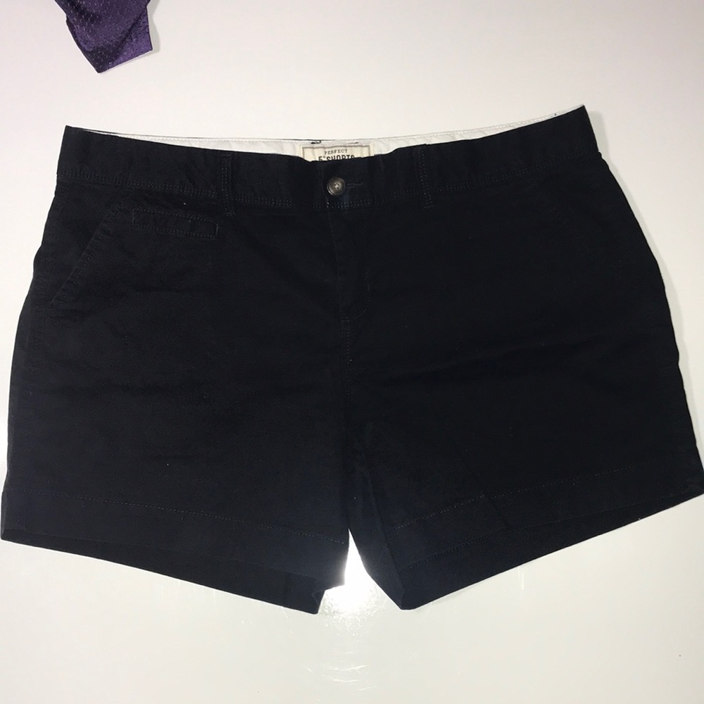 Old Navy Shorts Dress Shorts Black Size 14